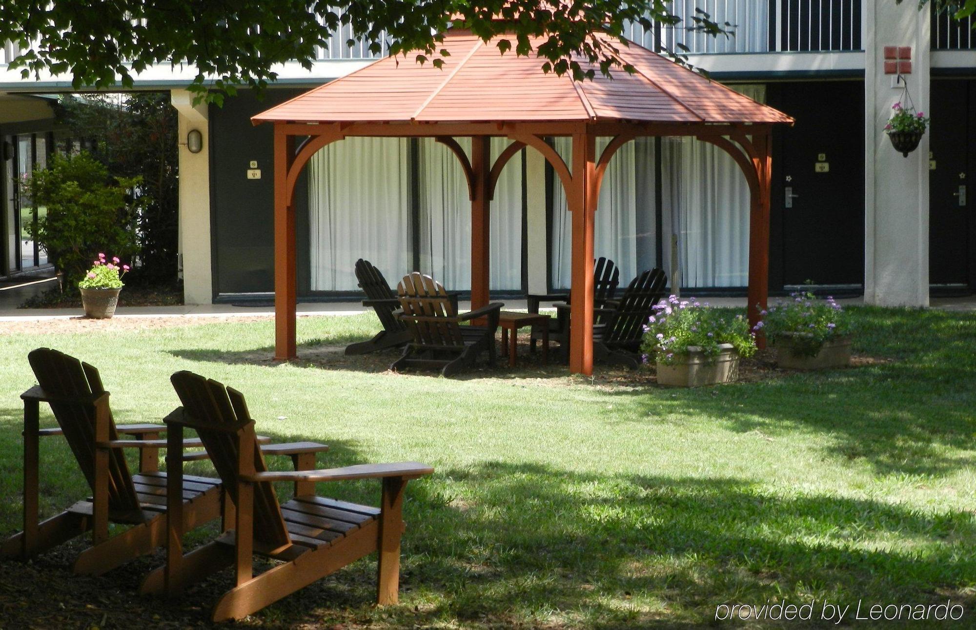 Chapel Hill University Inn Exterior foto